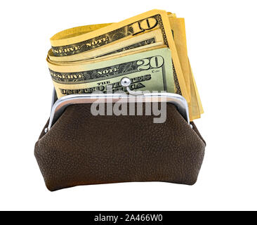 Portefeuille en cuir marron vintage avec fermoir en métal avec des dollars. Isoler sur un fond blanc Banque D'Images