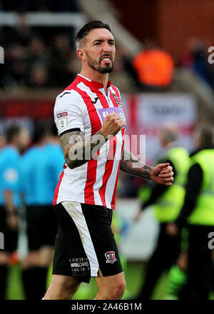 La Ville d'Exeter Ryan Bowman célèbre à plein temps au cours de la Sky Bet League Deux match à St James Park, Exeter. Banque D'Images