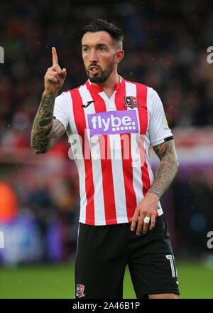 La Ville d'Exeter Ryan Bowman célèbre à plein temps au cours de la Sky Bet League Deux match à St James Park, Exeter. Banque D'Images