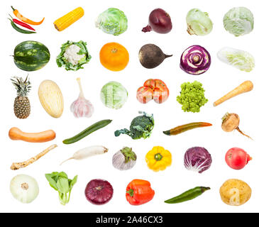 Collection de différents légumes frais mûrs isolé sur fond blanc Banque D'Images