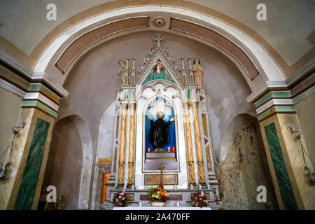 Intérieur de l'Eremo di San Domenico sur le lac San Domenico près de Arpino, Abruzzo, Italie. Banque D'Images