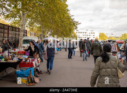 Impressions d'un marché aux puces NRW Cologne Allemagne - 10 12 2019 Banque D'Images