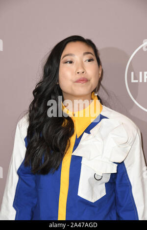 Awkwafina à l'alimentation de la Femme 2019 tenue à Los Angeles le Beverly Wilshire Four Seasons Hotel de Beverly Hills, CA le Vendredi, Octobre 11, 2019. Photo de RPAC/PictureLux PictureLux Crédit : Le Hollywood/Archive/Alamy Live News Banque D'Images