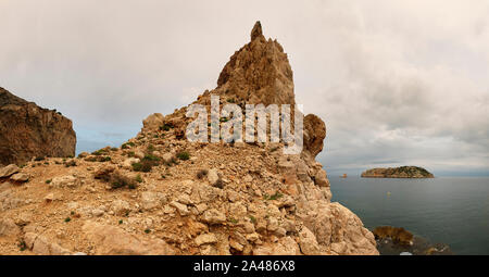 Voir d'Islas Medas réserve marine d'El Molinet cape à L'Estartit (Illes Medes, Torroella de Montgrí, Bajo Ampurdán, Gérone, Catalogne, Espagne) Banque D'Images