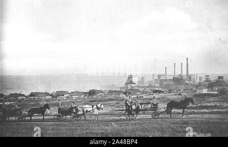 Véhicules d'incendie en Kadievka. Banque D'Images