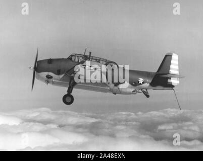 Première production Grumman TBF-1 Avenger en vol le 23 mars 1942. Banque D'Images