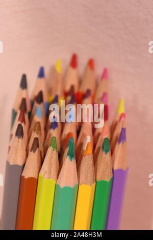 Un groupe de crayons de couleur à l'eau Banque D'Images