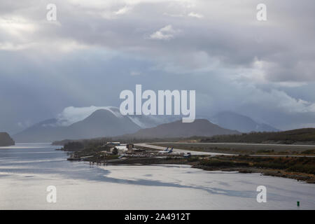 Ketchikan, Alaska, United States - 26 septembre 2019 : Vue de l'Aéroport International pendant un matin nuageux et pluvieux. Banque D'Images