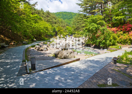 Sainokawara Kasatzu au parc Onsen, préfecture de Gunma, Japon Banque D'Images