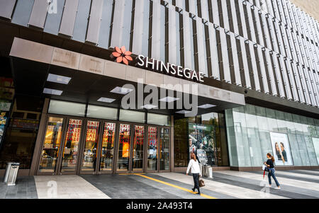 Daegu Corée , 1 octobre 2019 : une entrée Shinsegae department store coréen sur la journée à Daegu en Corée du Sud Banque D'Images