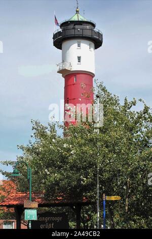 Vieux phare sur l'île de Wangerooge, Allemagne Banque D'Images