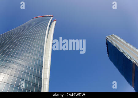 Milan, Italie - 13 avril 2019 la Tour Generali gratte-ciel : une torsion de l'administration centrale du Groupe Generali bureaux à Milan dans le quartier résidentiel Banque D'Images