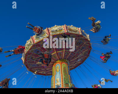 Carrousel de la chaîne sur l'Oktoberfest, Munich, Bavière, Allemagne Banque D'Images