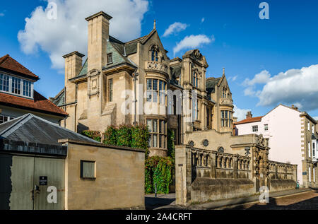 Vue sur le Merton College (en entier: La Maison ou le Collège des Boursiers de Merton à l'Université d'Oxford) à Merton Street, Oxford, Royaume-Uni. Banque D'Images