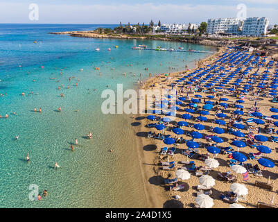 Protaras, Chypre - octobre 11. 2019 la célèbre plage de figuiers de la ville Banque D'Images
