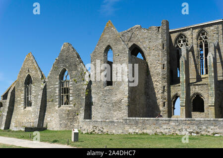 Plougonvelin, Finistère / France - 22 août 2019 : vue sur les ruines de l'abbaye de Saint Mathieu en Bretagne Banque D'Images