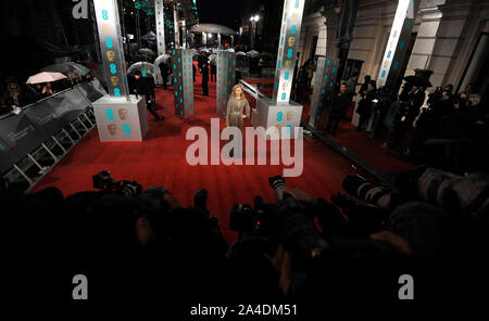 La photo doit être crédité ©Jeff Spicer/Alpha Press 076876 10/02/2013 Natalie Dormer BAFTA EE British Academy Film Awards 2013 Royal Opera House Londres Banque D'Images