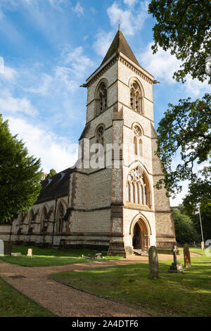 L'église saint Matthieu, une paroisse anglicane Église dans le village de Blackmoor Hampshire, Royaume-Uni Banque D'Images