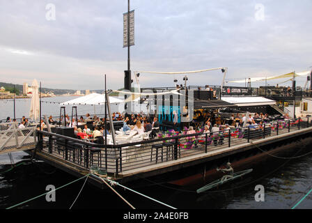 La Norvège, Oslo, jetée de Aker Brygge Banque D'Images