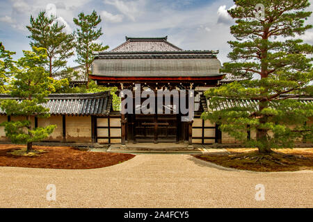 Gateway à Tenryu-ji dans le quartier Sagano, Kyoto, Japon Banque D'Images