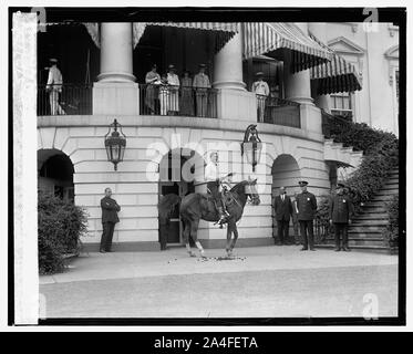 Tom Mix à Maison Blanche, 5/21/25 Banque D'Images