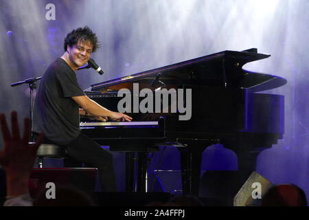 Jamie Cullum est une chanteuse de jazz britannique et auteur-compositeur, et est représenté à l'exécution de l'Old Royal Naval College de Greenwich. Banque D'Images