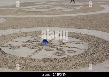 Une section du labyrinthe de sable sur la plage de Heceta à Florence, Alabama, par artiste Denny Dyke. Banque D'Images