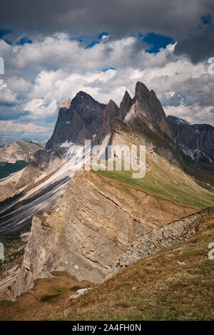 Le paysage autour de la partie supérieure du pic de Seceda Odle de montagnes à Vallée de Gardena, Dolomites, Italie Banque D'Images