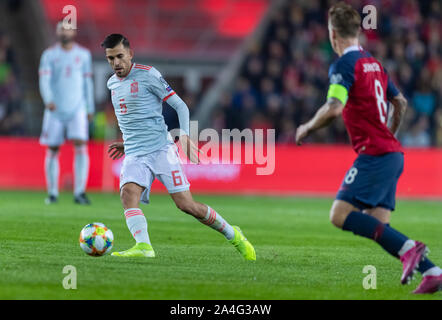 12 octobre 2019 Daniel Ceballos de l'Espagne Contrôle le ballon pendant l'UEFA Euro 2020 qualification du groupe F de la Norvège contre l'Espagne à l'Ullevaal Stadion d'Oslo, Norway : Nigel Waldron/Alamy Live News Banque D'Images