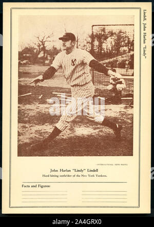 En 1940, Johnny Lindell era Faits et chiffres news photo avec les Yankees de New York. Banque D'Images