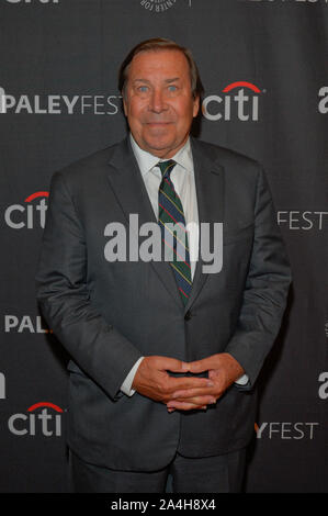 NEW YORK, NY - 13 OCTOBRE : Dennis Murphy assiste à un examen préalable de 'Dateline' NBC New York 2019 PaleyFest pendant au Paley Center for Media sur Octobre Banque D'Images