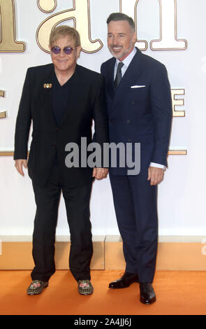 Sep 18, 2017 - Londres, Angleterre, Royaume-Uni - 'Kingsman : Le Cercle d'Or' Première Mondiale, Leicester Square - La photo montre des arrivées : Elton John et Banque D'Images