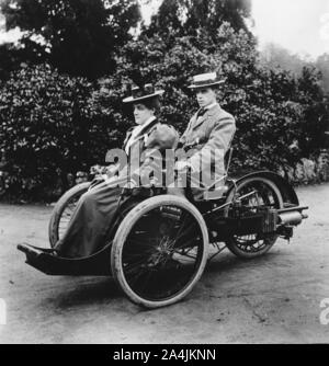 1897 Leon Bollee cyclecar. Banque D'Images