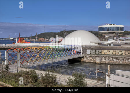 Centre Culturel International Oscar Niemeyer, Centro de Cultura Internacional Oscar Niemeyer, Aviles, Principauté des Asturies, Espagne, Europe Banque D'Images