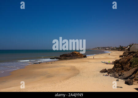 Beach au Sénégal Afrique ona journée chaude Banque D'Images