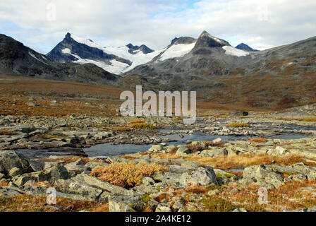 Vu de Jotunheimen Leirdalen. Bøverkinnhalsen Banque D'Images