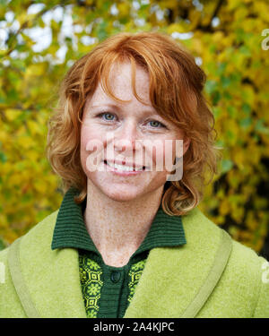 Femme habillé en vert Banque D'Images