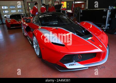 MUGELLO, ITALIE - Le 26 octobre 2017 : Ferrari FXX-K au cours de Finali Mondiali Ferrrari 2017 XX - Programmes en circuit du Mugello. L'Italie. Banque D'Images