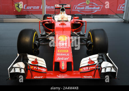 MUGELLO, IL, Octobre, 2017 : Ferrari F1 SF16-H 2016 au paddock show de Ferrari Anniversaire 1947-2017 dans le Mugello Circuit à Finali Mondiali Ferrari 2017 Banque D'Images