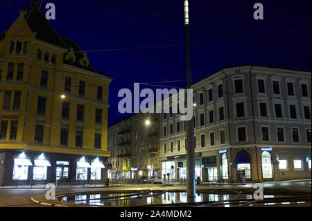 Lapsetorvet square à Oslo par nuit Banque D'Images
