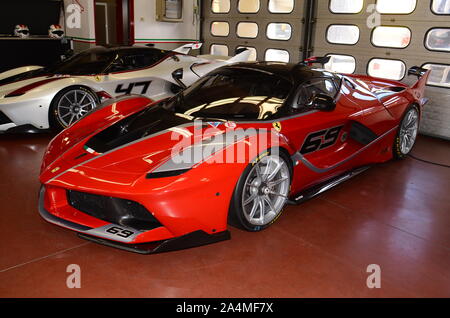 MUGELLO, ITALIE - Le 26 octobre 2017 : Ferrari FXX-K au cours de Finali Mondiali Ferrrari 2017. XX Programmes en circuit du Mugello. Banque D'Images