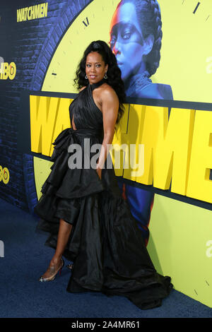 14 octobre 2019, Los Angeles, CA, USA : LOS ANGELES - OCT 14 : Regina King à la sentinelle de HBO à la première projection Cinerama Dome le 14 octobre 2019 à Los Angeles, CA (crédit Image : © Kay Blake/Zuma sur le fil) Banque D'Images