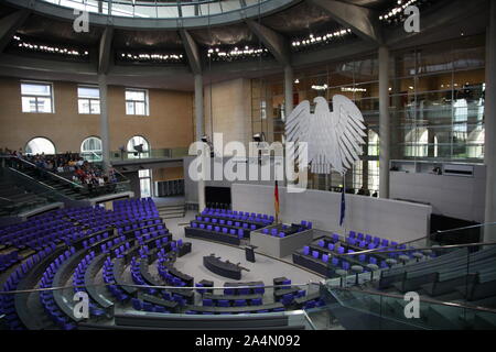 Das Reichstagsgebäude Reichstag Berlin , Bundestag, Politik, erbaut 1984-1894, Architekt : Paul Wallot, Umbau 1995-1999, Architekt : Sir Norman Foster, Banque D'Images