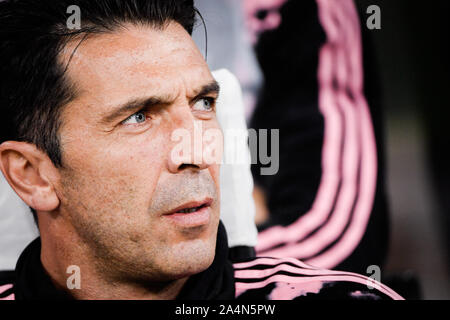 Gianluigi Buffon pendant l'Inter-Juventus match de football à San Siro. Banque D'Images