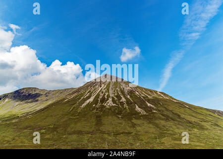 Vues de Glamaig peak, Red Hills, à l'île de Skye, en Ecosse Banque D'Images