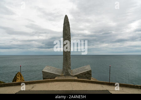 Saint-Pierre-du-Mont, Calvados / France - 16 août 2019 - vue horizontale de la Pointe du Hoc en Normandie Memorial Banque D'Images