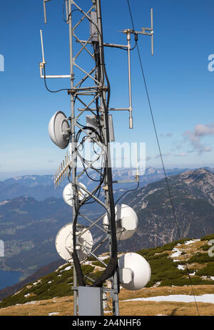 Demast des télécommunications, de la téléphonie mobile, radio bidirectionnelle, sur le massif du Krippenstein, Haute Autriche, Banque D'Images