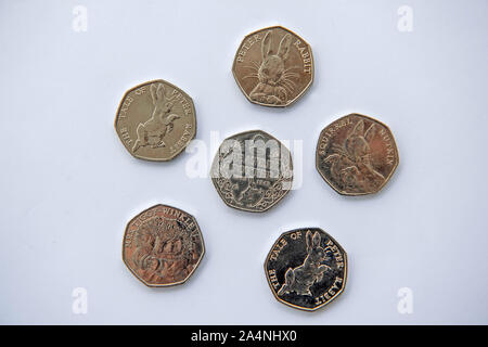 UK cinquante pence coins. Banque D'Images