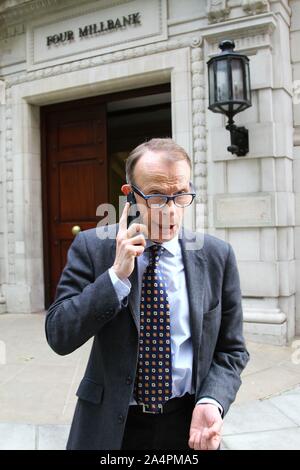 Andrew Marr photographié à Millbank, Westminster, London, UK, le 15 octobre 2019. Les journalistes britanniques. Banque D'Images