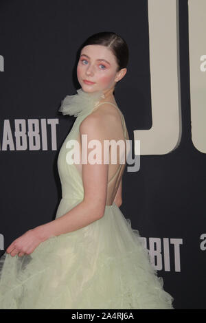 Hollywood, Californie, USA. 15 octobre, 2019. Thomasin McKenzie 10/15/2019 Le Los Angeles Premiere de "Jojo Lapin' tenue à l'American Legion Post 43 Hollywood à Los Angeles, CA Photo par Izumi Hasegawa/HollywoodNewsWire.co Crédit : Hollywood News Wire Inc./Alamy Live News Banque D'Images